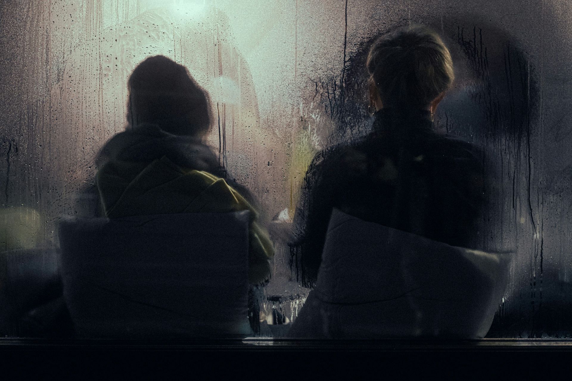 Trainwreck P.I Moms on Netflix (Image via Unsplash/@ Moritz Karst)